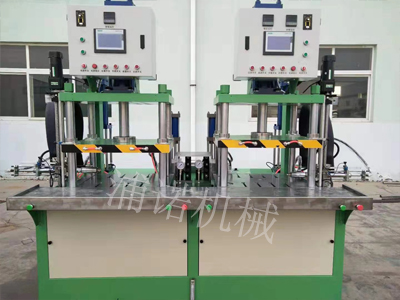 Cylinder free wax inje