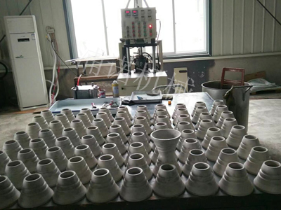 陶瓷注芯機(jī)